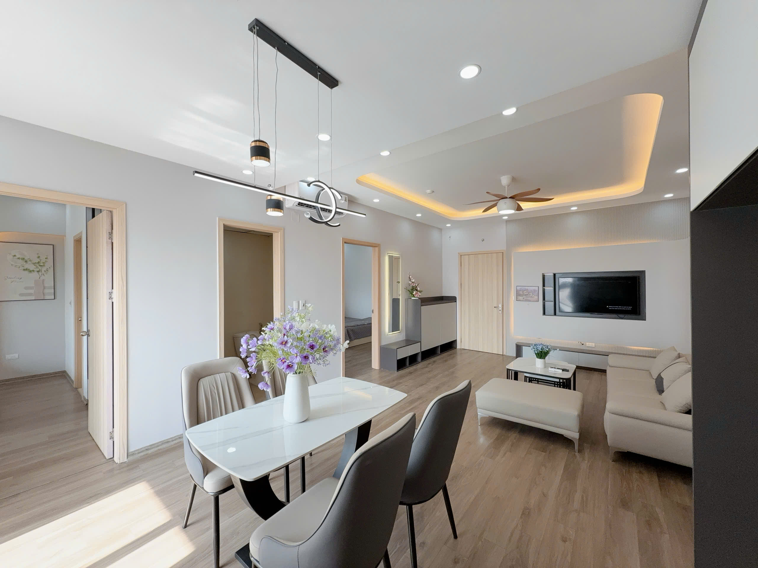 Bán gấp căn hộ 80m2 đẹp lung linh, full nội thất cao cấp tại KĐT Thanh Hà, giá chỉ 3.5 tỷ - Ảnh chính